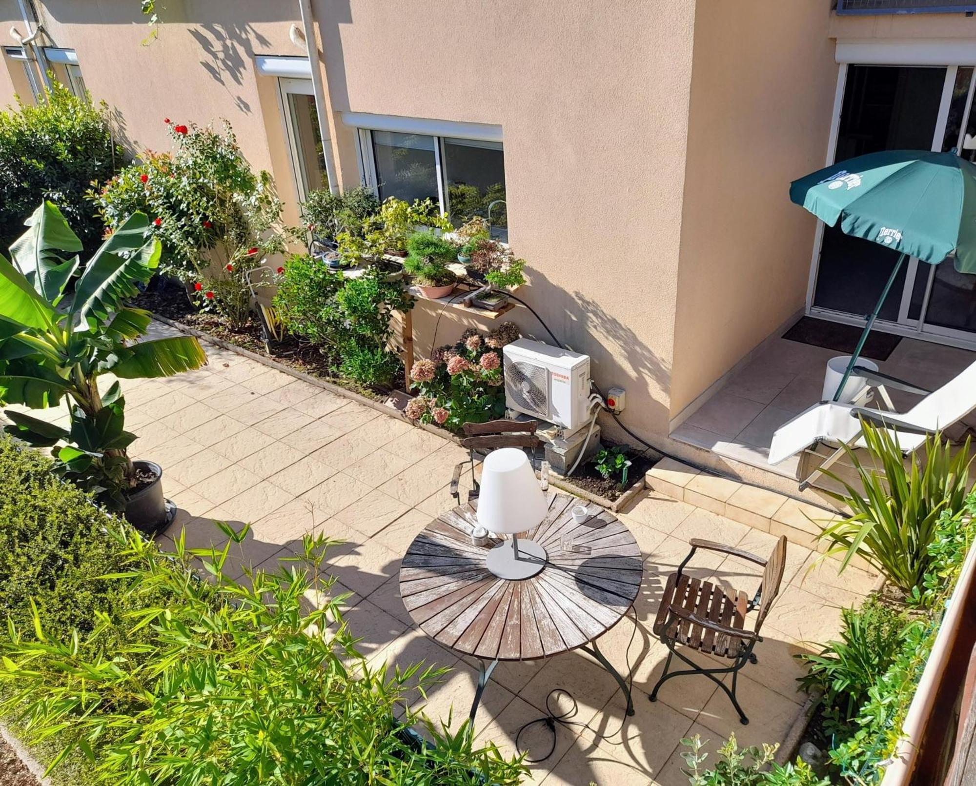 דירות וינה Terrasse De Malissol מראה חיצוני תמונה